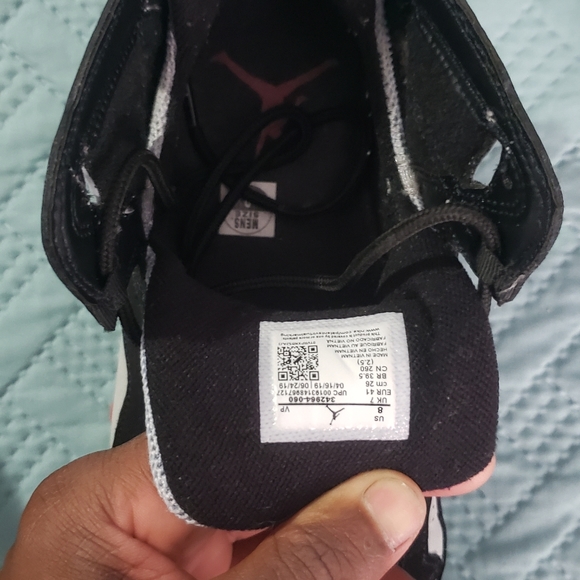 Jordan's true flight black/grey/red - Picture 2 of 3